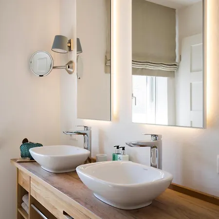 Reetdorf Geltinger Birk Malerhaus Seegras * Nieby (Nieby, Schleswig-Flensburg)